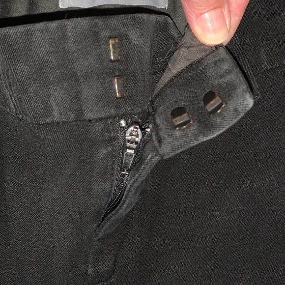 GAP really skinny, size 4 R. Black. Good fit - Picture 7 of 13